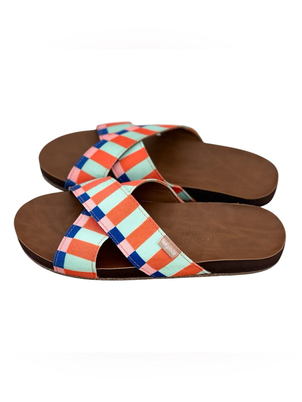 NWOB Feelgoodz Zensoles Woven Cascades Virmilion Sandals Size 8
